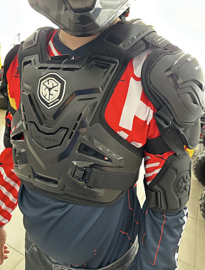 Мотозащита (черепаха с рукавами) ACE BIKER XD4-96 цв. Черный р.XXL